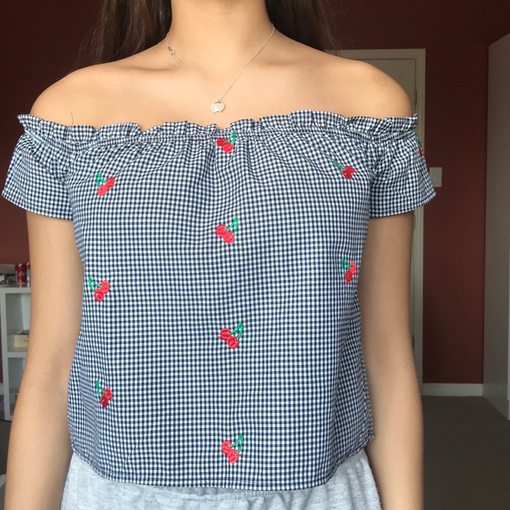 Guess summer top
